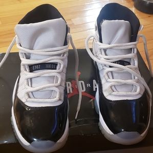 Air Jordan 11 Retro Concord